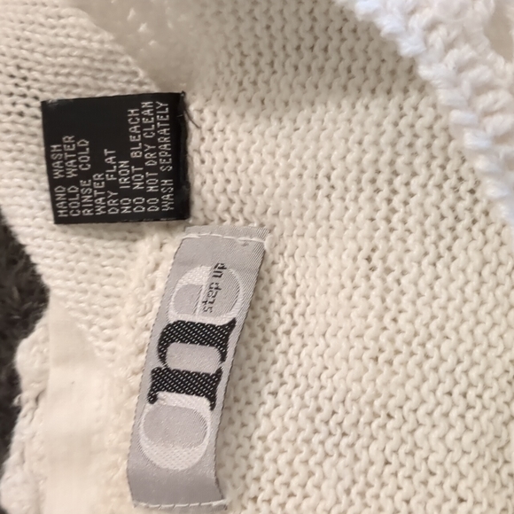 one step up white crochet crop sweater, Girl's Large - Picture 6 of 6